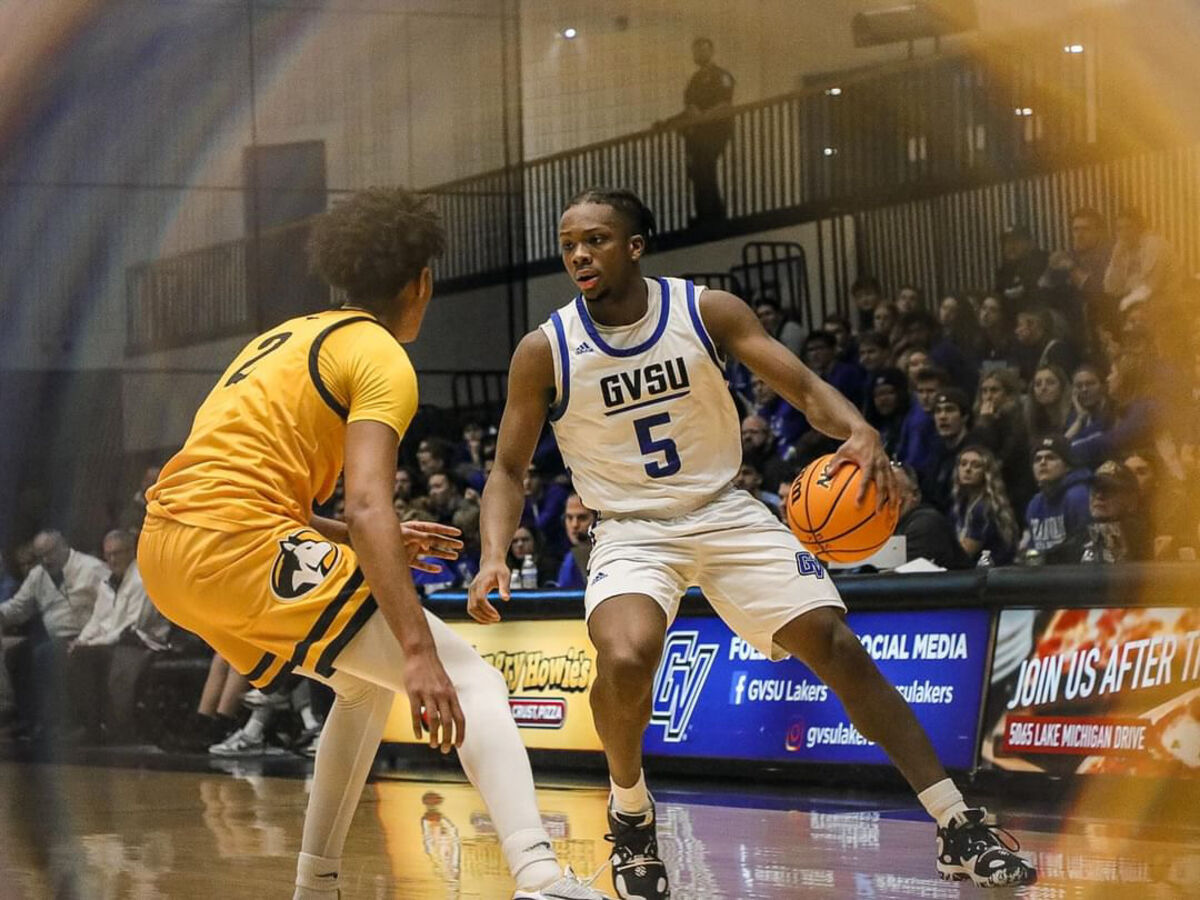 Trevor crossover dribble